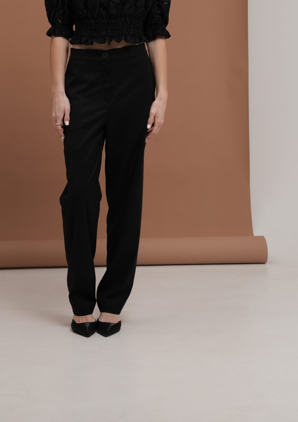 Statua Õ Trousers