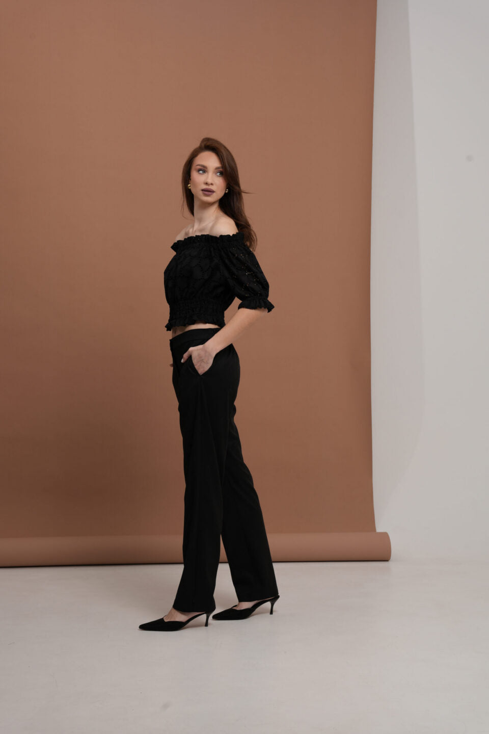 Statua Õ Trousers