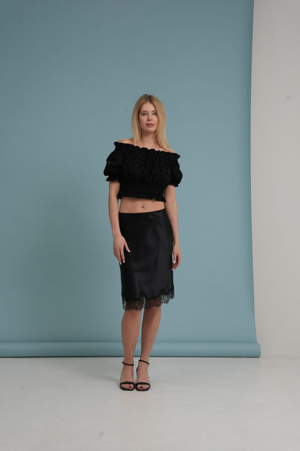 Broderie de Angles Top