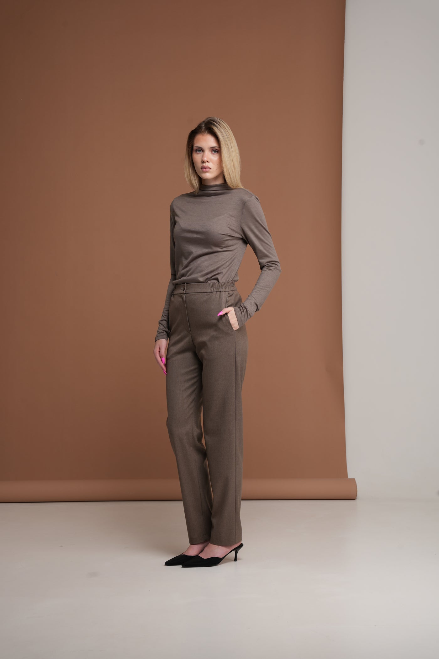 Statua Õ Trousers