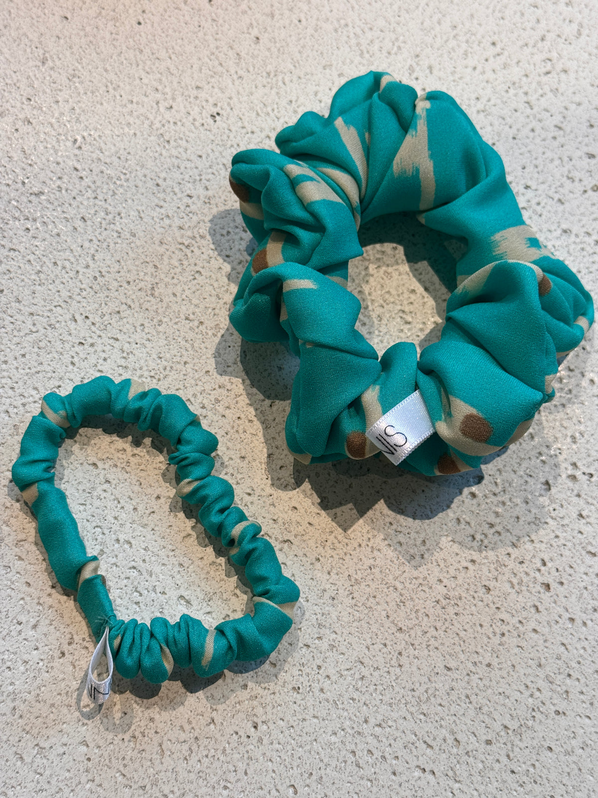 Natural Silk Scrunchie