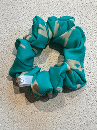 Natural Silk Scrunchie