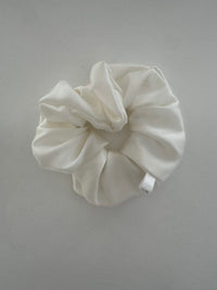 Natural Silk Scrunchie