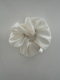 Natural Silk Scrunchie