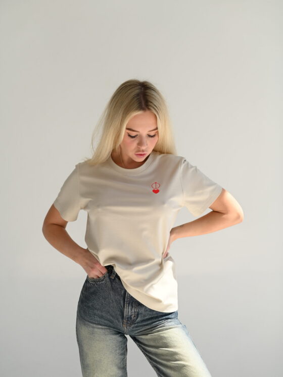 T-shirt. Creamy ice cream.