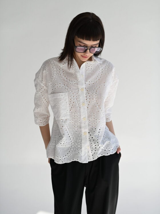 Broderie anglaise. Daddy Blouse.