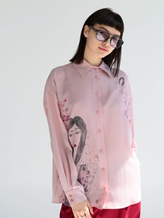 Daddy blouse. Face. Pink.