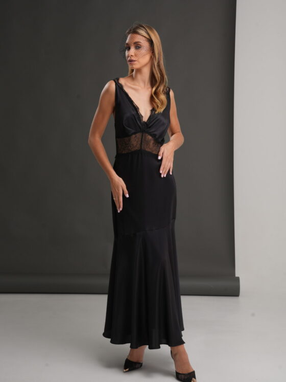 Silk Dress with Lace Inserts. Black.
